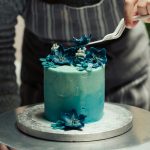 Decorating a cake